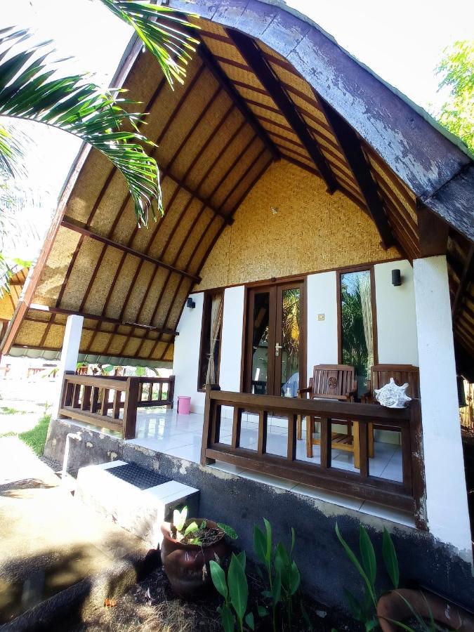 Follow The Rabbit Bungalow Gili Air Exterior photo