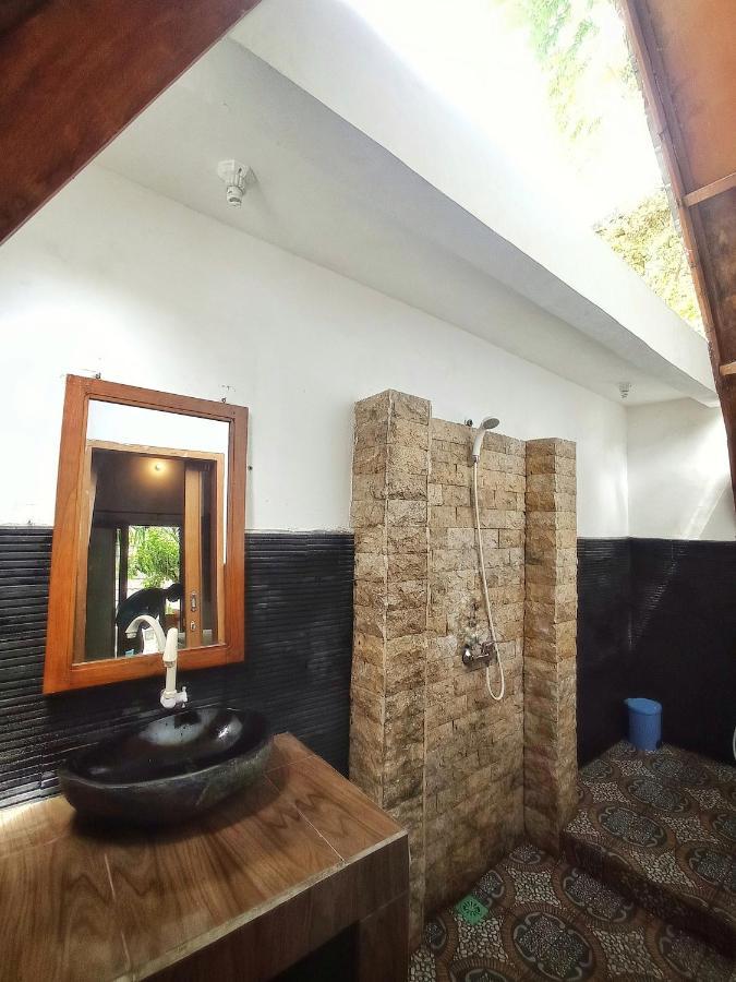 Follow The Rabbit Bungalow Gili Air Exterior photo