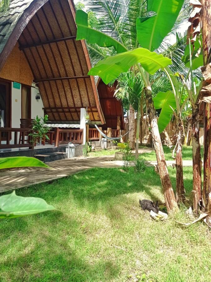 Follow The Rabbit Bungalow Gili Air Exterior photo